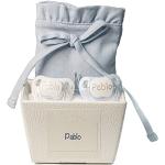BebeDeParis.c 2 personalisierte Schnuller und Schnullerbeutel Blau. Wertvolles personalisiertes Geschenk zur Geburt. Präsentiert in einer sehr eleganten Schachtel.
