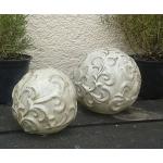 Hellbeige Gartenkugeln aus Keramik 2-teilig 