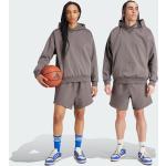 Anthrazitfarbene adidas Herrenshorts mit Basketball-Motiv 