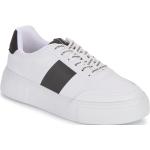 Reduzierte Weiße Armani Exchange Low Sneaker für Damen Größe 38 mit Absatzhöhe 3cm bis 5cm 