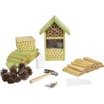 Hellgrüne Insektenhotels & Insektenhäuser aus Holz 
