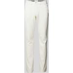 Offwhitefarbene Unifarbene Brax Chuck Herrenhosen mit Reißverschluss aus Baumwollmischung Weite 34, Länge 32 