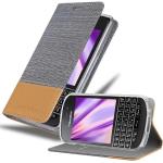 Hellgraue Cadorabo BlackBerry Q10 Hüllen Art: Flip Cases aus Kunstleder 