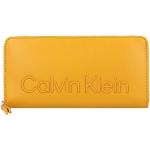 Reduzierte Goldene Calvin Klein CK Damenportemonnaies & Damenwallets mit Reißverschluss klein 