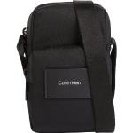 Calvin Klein Mini Bag »CK MUST T REPORTER XS W/PCKT«, kleine Umhängetasche, schwarz