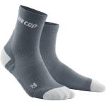CEP Ultralight Short Socks Herren, kurze Kompressionssocke für den Sommer - WP3B III Schuhgrösse 39 - 42 / Carbon White