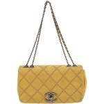 Gelbe Vintage Chanel Lederhandtaschen aus Leder für Damen 