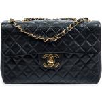 Reduzierte Schwarze Gesteppte Vintage Chanel Überschlagtaschen aus Lammleder für Damen Maxi / XXL 