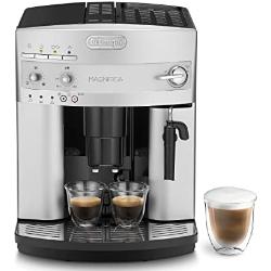 De'Longhi Magnifica ESAM 3200.S Kaffeevollautomat mit Milchaufschäumdüse für Cappuccino, mit Espresso Direktwahltaste, 2-Tassen-Funktion, großer 1,8 Liter Wassertank, Grau/Silber