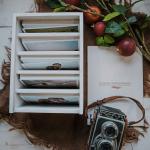 Silberne Deutsche Fotoboxen aus Birkenholz 
