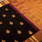 Schwarze Saris aus Seide für Damen 