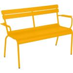 Gelbe Moderne Fermob Luxembourg 2-Sitzer-Gartenbänke aus Aluminium UV-beständig Breite 50-100cm, Höhe 50-100cm, Tiefe 100-150cm 