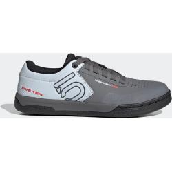 Graue adidas MTB Schuhe mit Schnürsenkel Wasserabweisend für Herren Übergrößen 