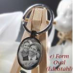 Silberne Schlüsselanhänger mit Foto aus Edelstahl personalisiert für Herren zur Hochzeit 