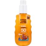 Garnier Ambre Solaire Kids Sun Protection Spray SPF50 Wasserfestes Sonnenschutzspray für Körper und Gesicht 150 ml
