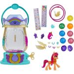 Hasbro My Little Pony - Eine neue Generation Farbenspiel-Laterne Sunny Starscout, Spielfigur
