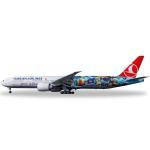 Herpa Modellflugzeug »Turkish Airlines Boeing 777-300ER "Istanbul-San Francisco" in Miniatur zum Basteln oder als Geschenk«, Maßstab 1:200, (1-tlg)