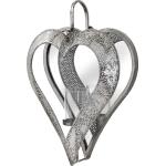 Silberne Teelichthalter mit Ornament-Motiv zum Valentinstag 