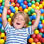 Infantastic® Babybälle für Bällebad - Setwahl: von 100 bis 2000 Stück, Ø 5.5cm, BPA frei, Rot, Blau, Gelb, Grün und Orange - Bälle, Kinderbälle, Plastikbälle, Spielbälle, Bällepool