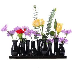 Jinfa Dekovase »Handgefertigte kleine Keramik Deko Blumenvasen« (10 Vasen Set schwarz, Länge: 29,5 cm x Breite: 6 cm x Höhe 10 cm), verbunden auf auf einem Tablett, schwarz