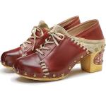 Rote Elegante Runde High Heels & Stiletto-Pumps mit Nieten in Normalweite aus Leder für Damen mit Absatzhöhe 7cm bis 9cm 