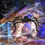 Spinnennetze mit Halloween-Motiv 
