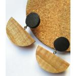 Schwarze KOKOworld Nachhaltige Lange Ohrringe aus Holz handgemacht 
