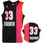 Mitchell and Ness NBA Miami Heat Alonzo Mourning Swingman 2.0, Gr. XL, Herren, schwarz / rot