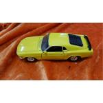 Gelbe Welly Ford Mustang Transport & Verkehr Modell-LKWs 