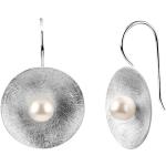 Silberne Unifarbene Nenalina Perlenohrringe gebürstet mit Echte Perle für Damen 