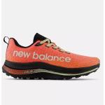 Rote New Balance FuelCell Trailrunning Schuhe 