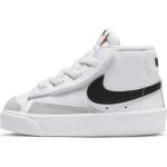 Weiße Nike Blazer Mid '77 High Top Sneaker & Sneaker Boots mit Schnürsenkel für Kinder Größe 17 
