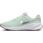 Nike Damen Revolution 7 Laufschuh, Barely Green/Metallic Silver-White, 40.5 EU
