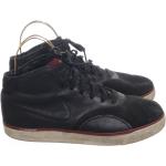 Schwarze Nike Stiefel mit Schnürsenkel Größe 42,5 