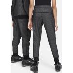 Nike Sportswear Tech Fleece Winterhose für ältere Kinder (Jungen) (FJ6025) black/light smoke grey/black