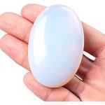 Weiße Ovale Opale poliert aus Kristall 