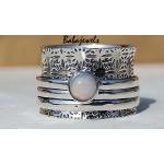Silberne Edelsteinringe mit Opal handgemacht für Damen 