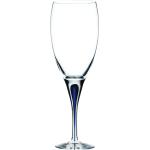 Blaue Skandinavische Orrefors Weißweingläser aus Glas mundgeblasen 