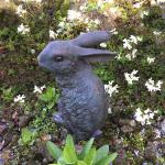 16 cm Hasen-Gartenfiguren aus Kunststein lebensgroß 