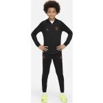 Paris Saint-Germain Strike Nike Dri-FIT Fußball-Trainingsanzug aus Strickmaterial für ältere Kinder - Schwarz