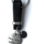 Schwarze Schlüsselanhänger & Taschenanhänger aus Leder handgemacht für Damen 