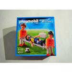 Playmobil - 4727 - Sanitäter + Spieler mit Kick Funktion - Zubehör Fußball Sport