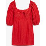 Rote Monki Mini Plisseekleider für Damen Größe XS für den für den Frühling 