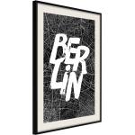 Poster - Negative Berlin [Poster] | 40x60 cm | Schwarzer Rahmen mit Passepartout