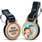 PREMIUM Schlüsselanhänger aus Eichenholz mit kratzfestem Foto und Wunschtext Gravur - Geschenkidee für Muttertag, Vatertag