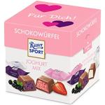 Ritter Sport Schokowürfel Joghurt (8 x 176 g), Schokolade in 3 erfrischenden Sorten, Erdbeer Joghurt, Joghurt und Johannisbeer Joghurt, Schokoladenbox