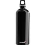 SIGG - Alu Trinkflasche - Traveller Schwarz - Klimaneutral Zertifiziert - Für Kohlensäurehaltige Getränke Geeignet - Auslaufsicher - Federleicht - BPA-frei - Schwarz - 1L