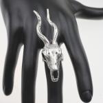 Silberne Gothic Totenkopf-Ringe mit Hirsch-Motiv aus Silber zu Weihnachten 