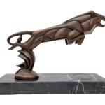 Art Deco 17 cm Bronzefiguren mit Löwen-Motiv aus Bronze 
