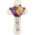 Taufgeschenk Taufkreuz mit einer farbenfrohen Kinderhand